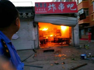 哈尔滨一炸串吧清晨爆炸 54岁过路大娘被崩身亡