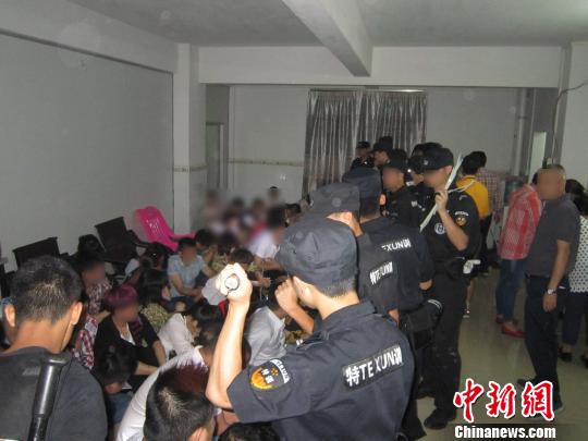 广州警方捣毁一特大地下赌场抓捕89人