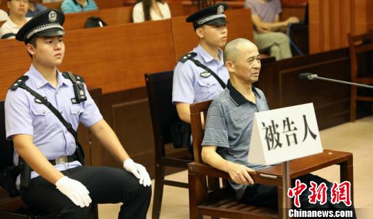 对22年前离婚判决不满 广西陆川男子杀害退休法