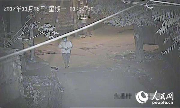 男子深夜入室盗窃被发现后继续作案辩称走错路