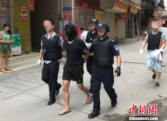 广州警方打掉特大涉黑恶犯罪集团抓捕59人