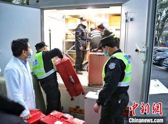 浙江国家紧急医学救援队出征武汉服务能力等同二级医院