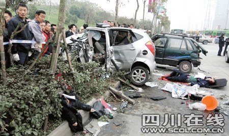 醉酒男子无证驾驶致4死1伤被判死刑(图)