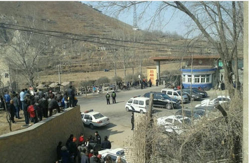河北唐山一车间炸药爆炸腾起蘑菇云 伤亡不明