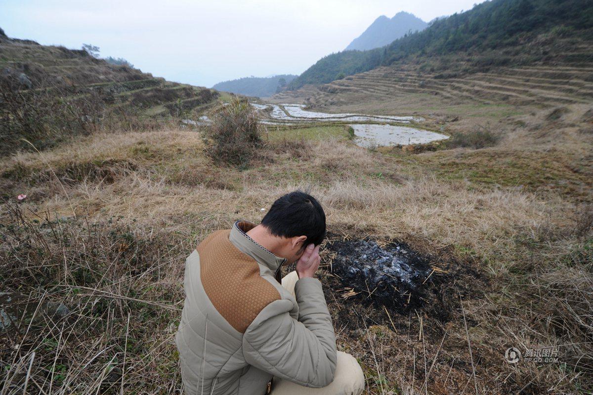 福建山村10多名越南新娘逃跑 小伙烧掉新娘衣物